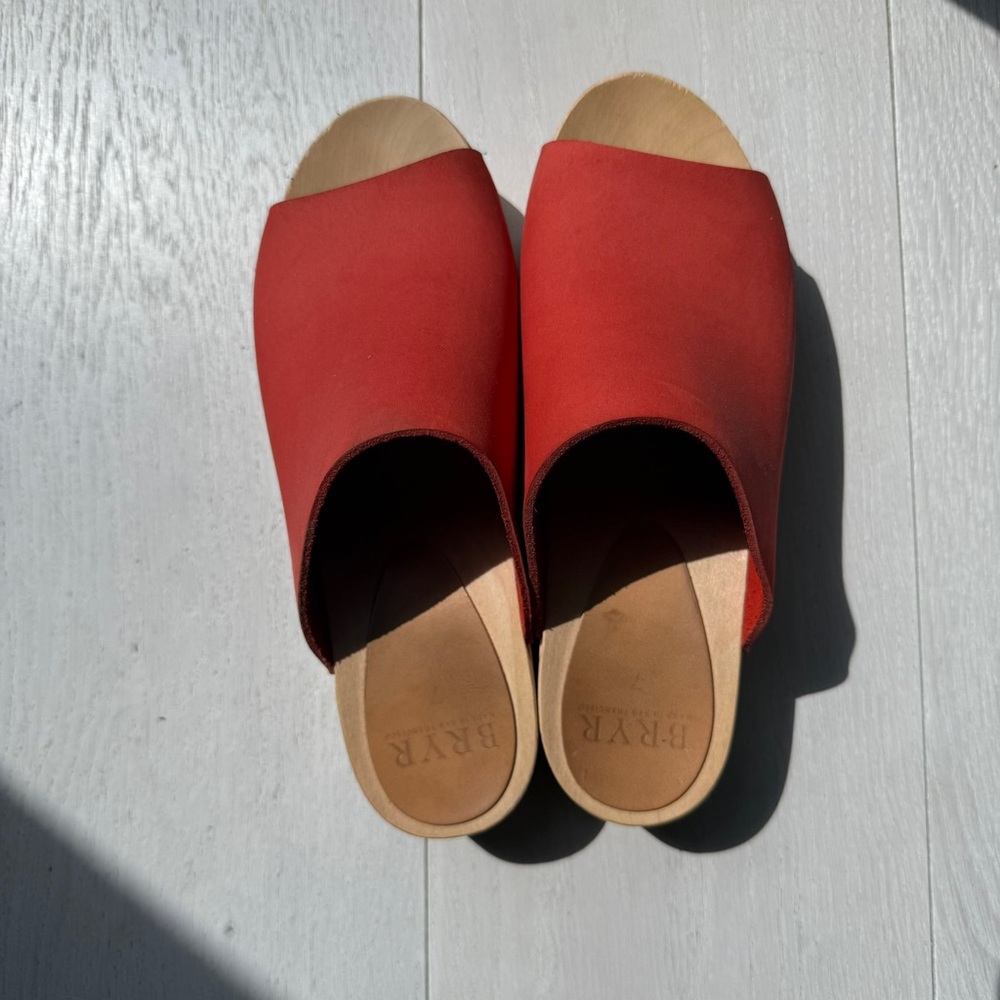 Bryr Norma Women's Flame Mules